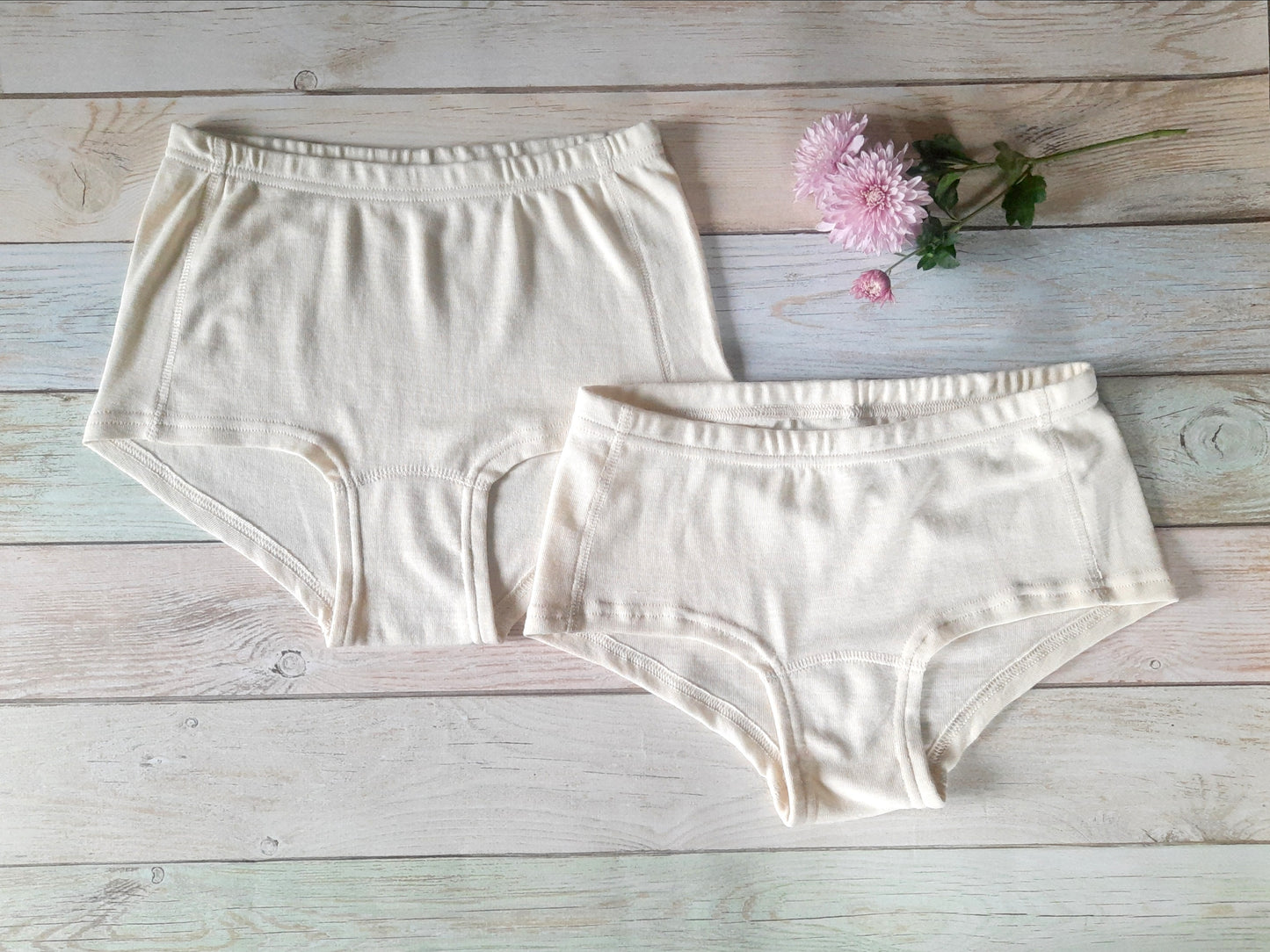 Undyed Merino Wool / Silk Thermal Ladies Hipsters