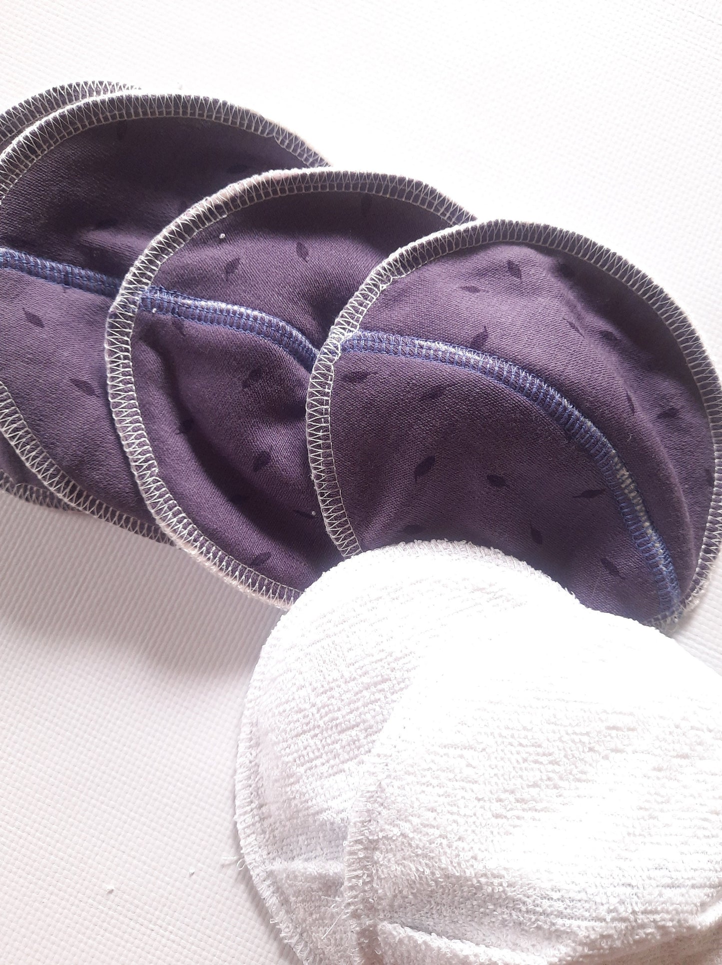 Merino Wool Nursing pads. Reusable Anatomic Breastfeeding Pads with PUL. Leakproof Washable. 4 layers.