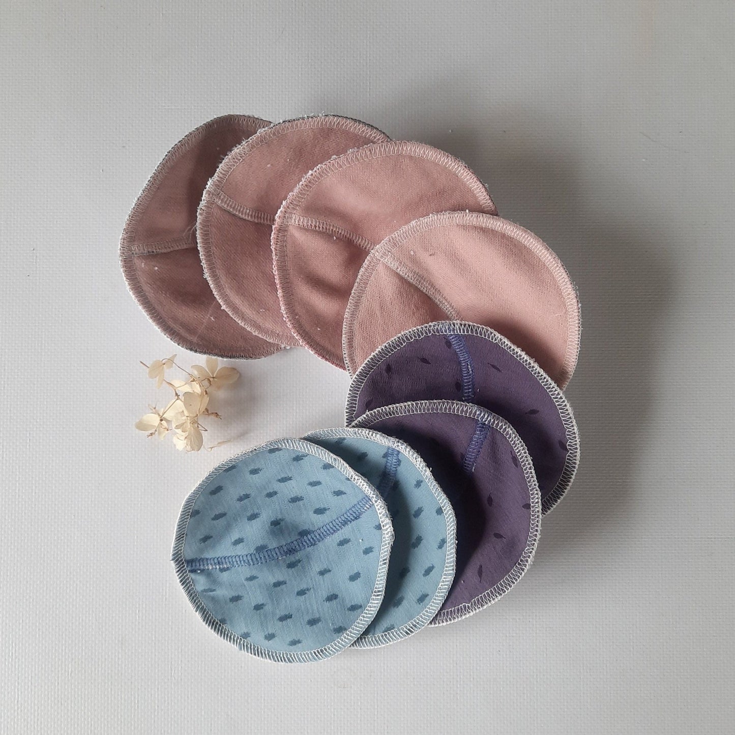 Merino Wool Nursing pads. Reusable Anatomic Breastfeeding Pads with PUL. Leakproof Washable. 4 layers.