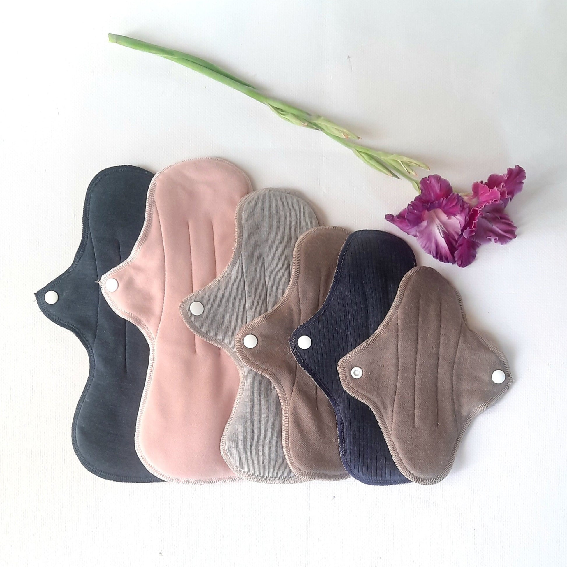 No PUL 100% Merino Wool Reusable Period Pads. Menstruating Pad without PUL. Incontinence Pads. 1 piece.